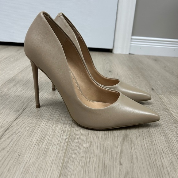 Steve Madden Vala Nude Stilettos - Picture 2 of 6